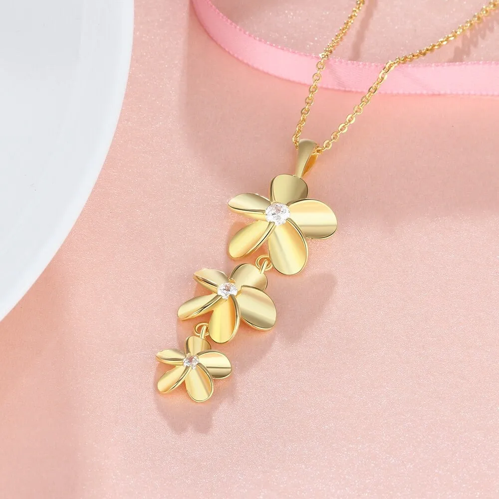 Fashion Triple Flower Necklace With Zirconia