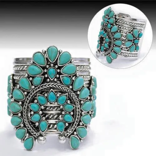 Grande Turquoise and Silver Squash Fashion Cuff