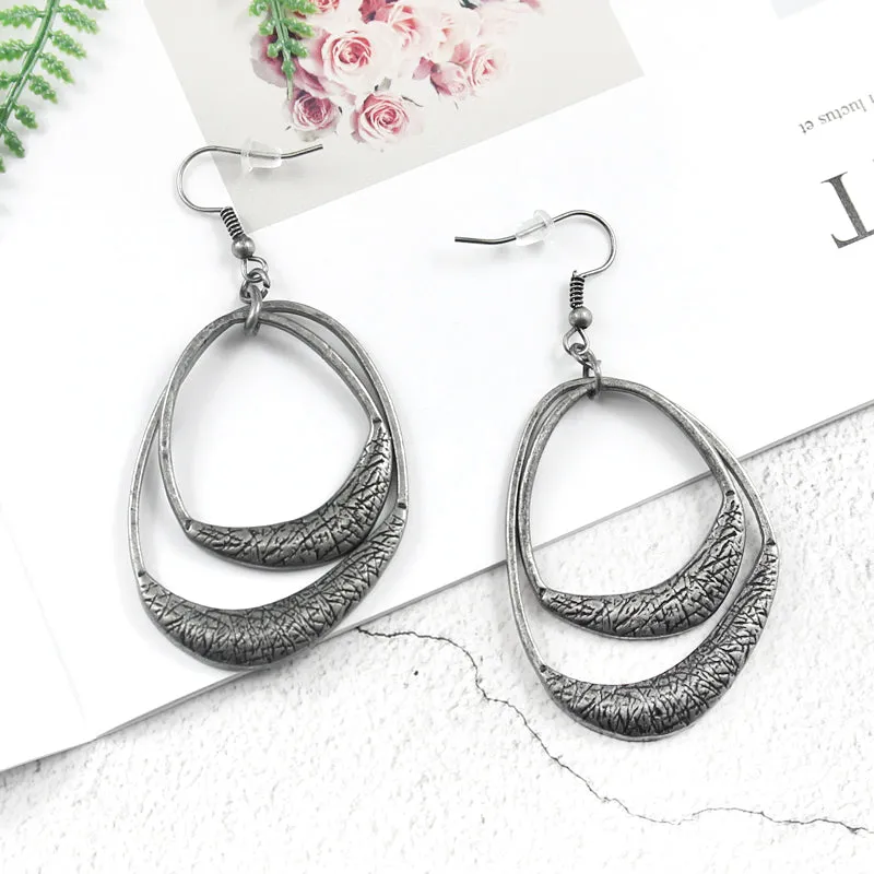 Irregular Fashion Shaped Geometric Earring - 2 colors