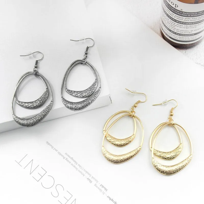 Irregular Fashion Shaped Geometric Earring - 2 colors