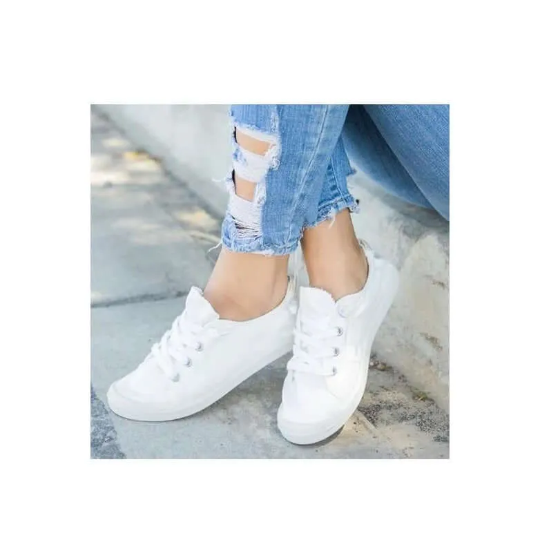 Kelly Comfortable Slip on Sneakers