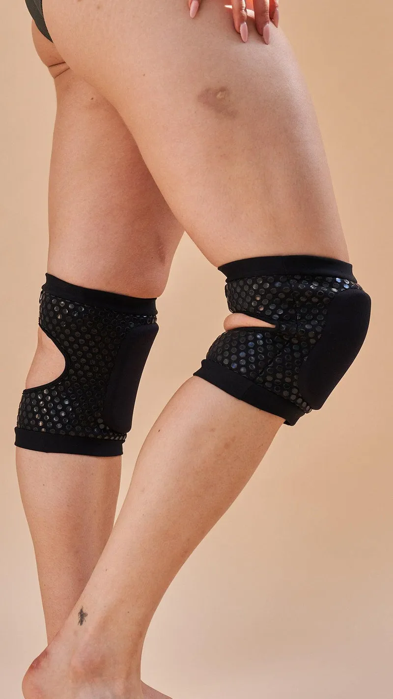 Lunalae Sticky Slim Look Kneepads - Black