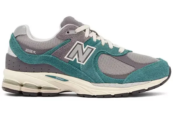 New Balance 2002R New Spruce Magnet