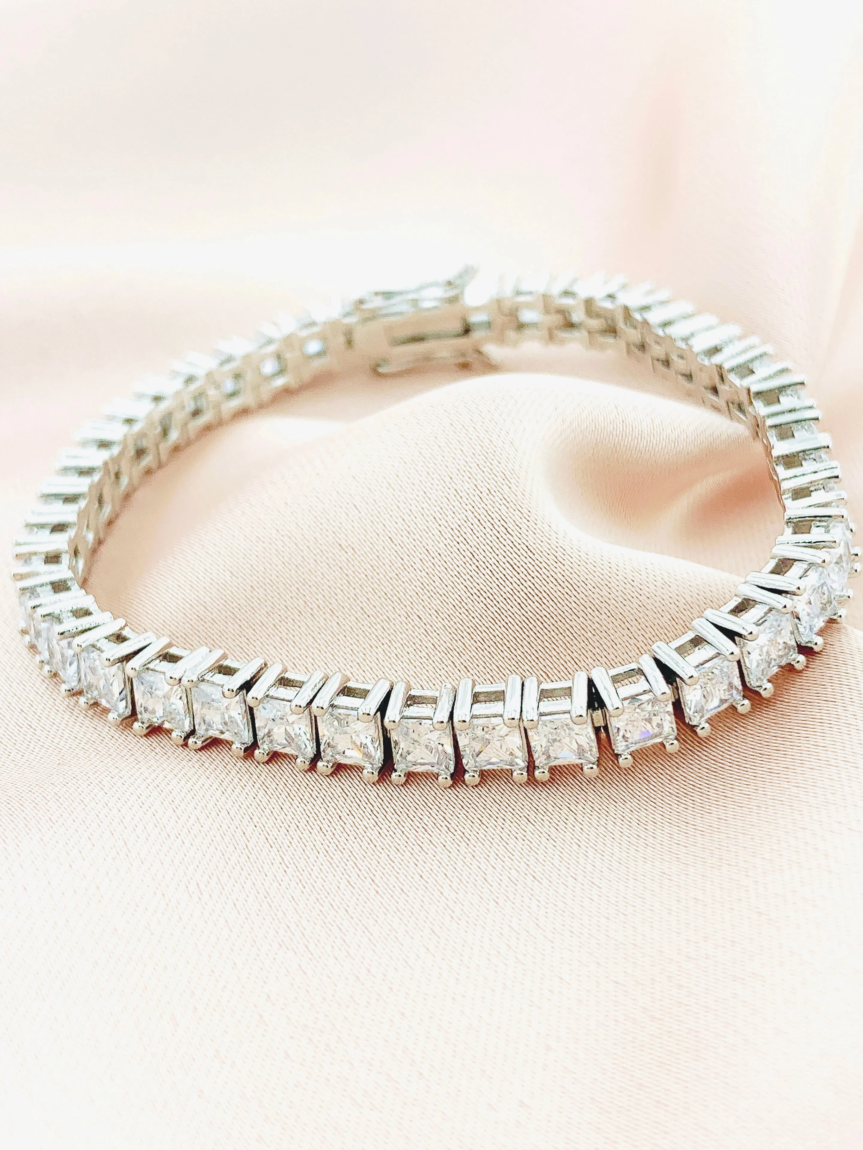 Women's Fashion CZ Tennis Bracelet