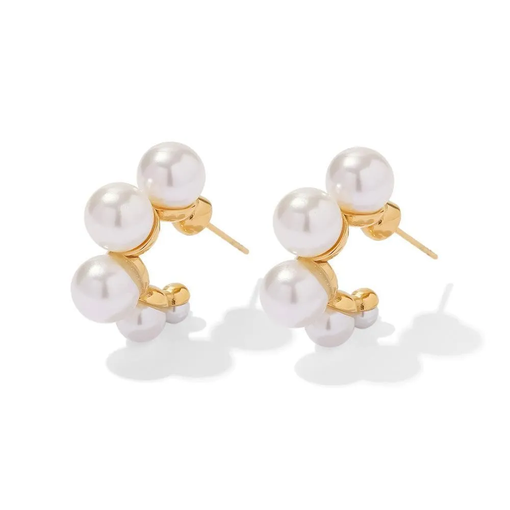 Women's Fashion Elegant Pearl Earrings