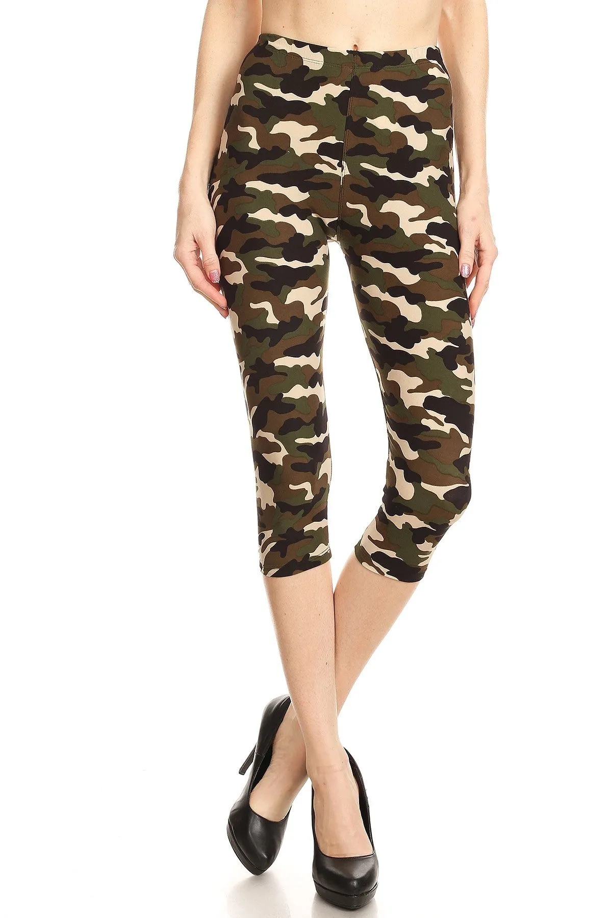 Women's Regular Camouflage Military Look Printed Cropped Capri Leggings